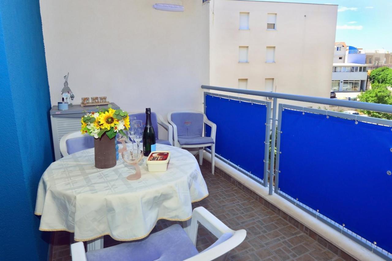 ספליט One Bedroom Apartment Terrace Parking מראה חיצוני תמונה