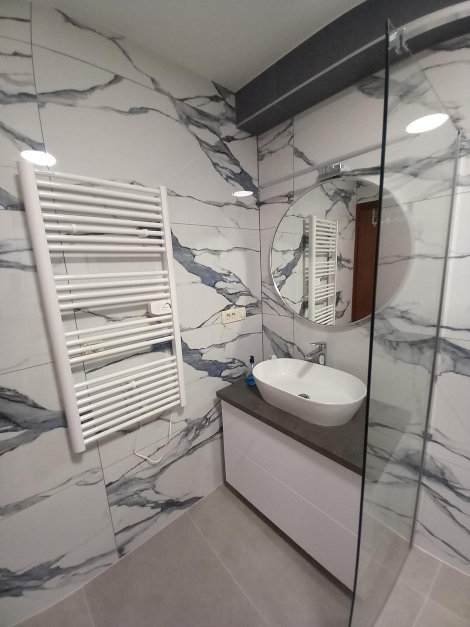 ספליט One Bedroom Apartment Terrace Parking מראה חיצוני תמונה