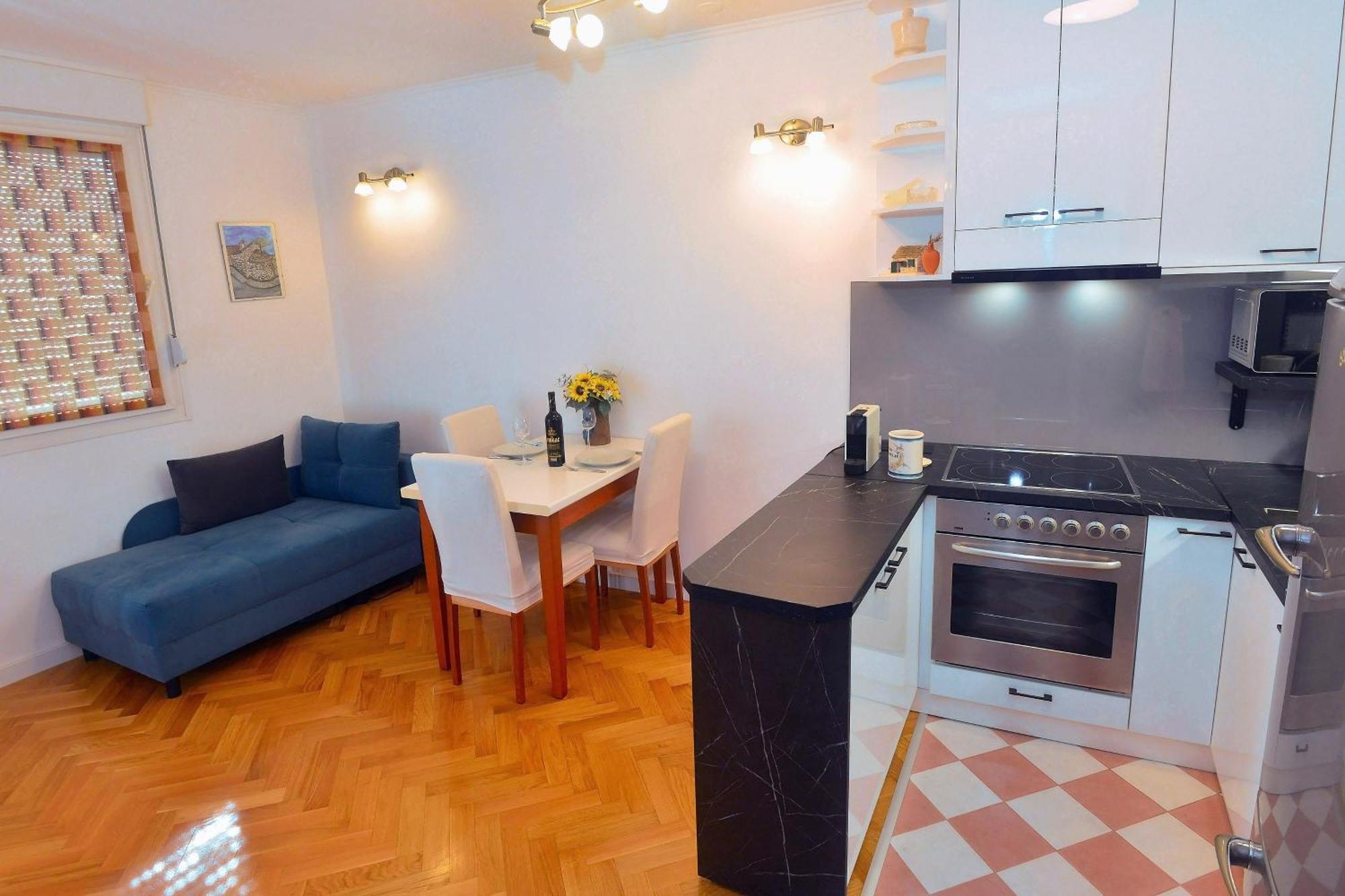 ספליט One Bedroom Apartment Terrace Parking מראה חיצוני תמונה